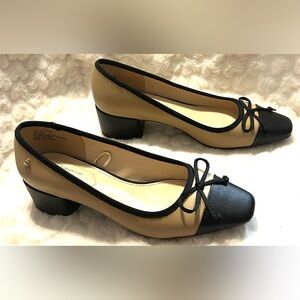 Liz Claiborne Fredson Black and Tan cap toe ballet block heel women’s size 7.5M
